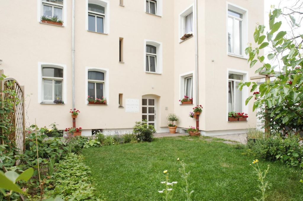 Pension Tokus Нюрнберг Екстер'єр фото